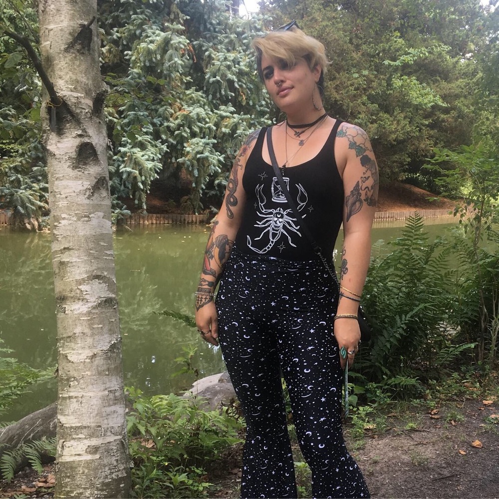 Meet your Posher, Angeline